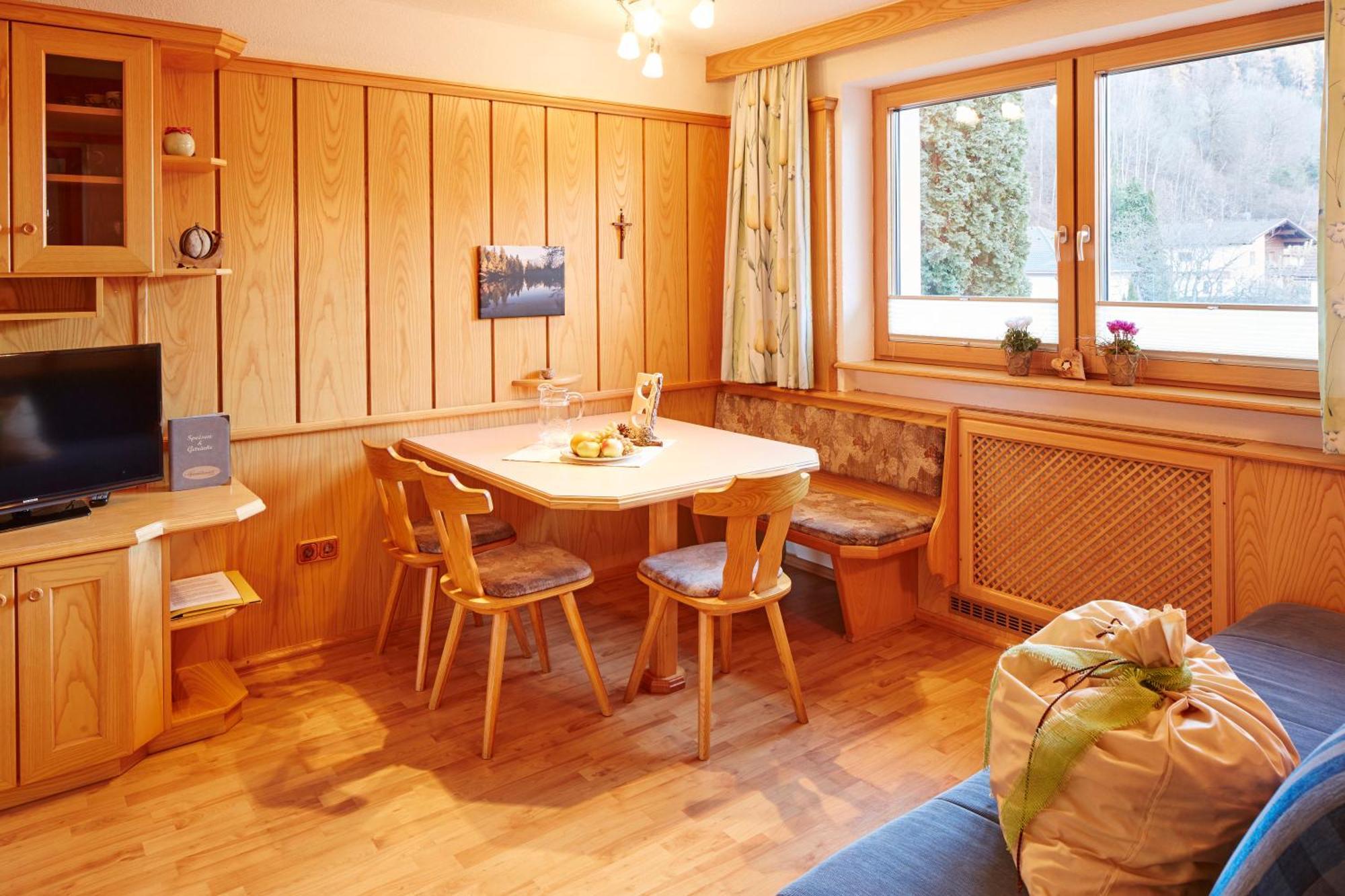 Das Edelweiss - Apartment Kuprian Ried im Oberinntal Extérieur photo