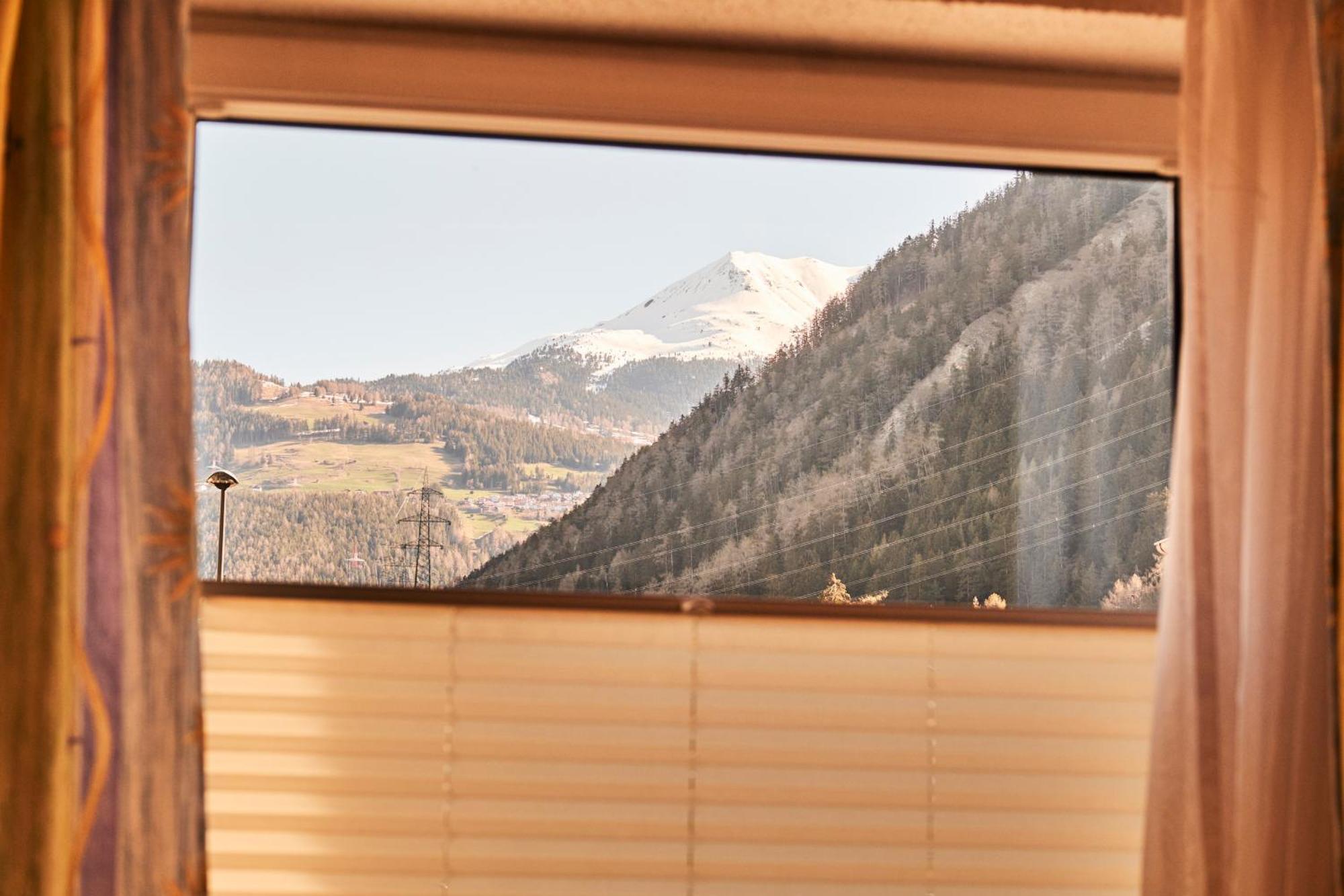 Das Edelweiss - Apartment Kuprian Ried im Oberinntal Extérieur photo