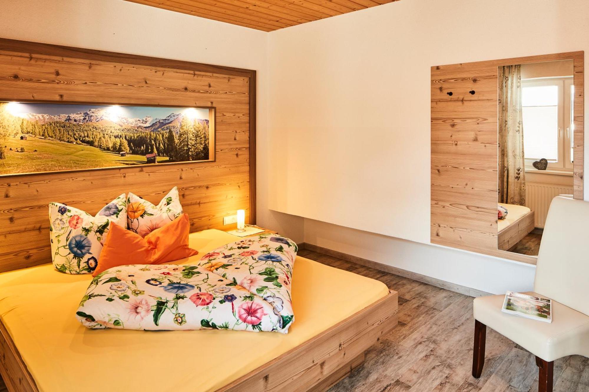 Das Edelweiss - Apartment Kuprian Ried im Oberinntal Extérieur photo